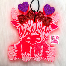 Load image into Gallery viewer, Heart Highland Cow Freshie