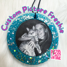 Load image into Gallery viewer, Custom Picture Circle Freshie