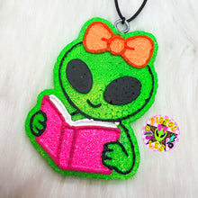 Load image into Gallery viewer, Alien Bookish Freshie