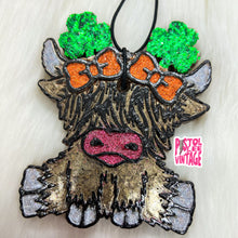 Load image into Gallery viewer, Shamrock Highland Cow Freshie