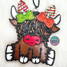 Load image into Gallery viewer, Christmas Tree Highland Cow Freshie
