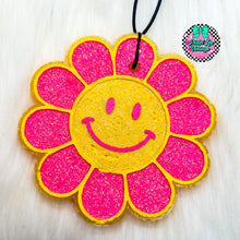 Load image into Gallery viewer, Smiley Flower Freshie

