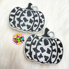Load image into Gallery viewer, Cow Print Pumpkin Freshie Vent Clips
